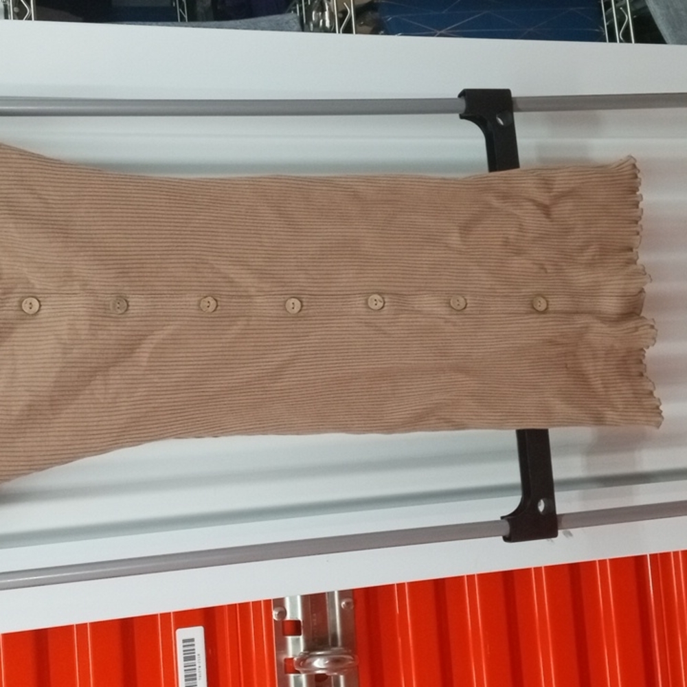 Women's dress size large - Picture 2 of 4